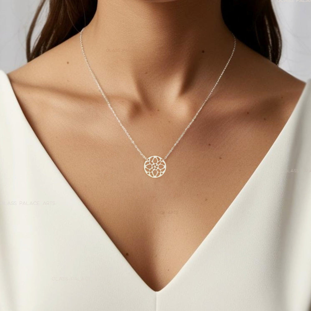 STERLING SILVER MEDALLION NECKLACE