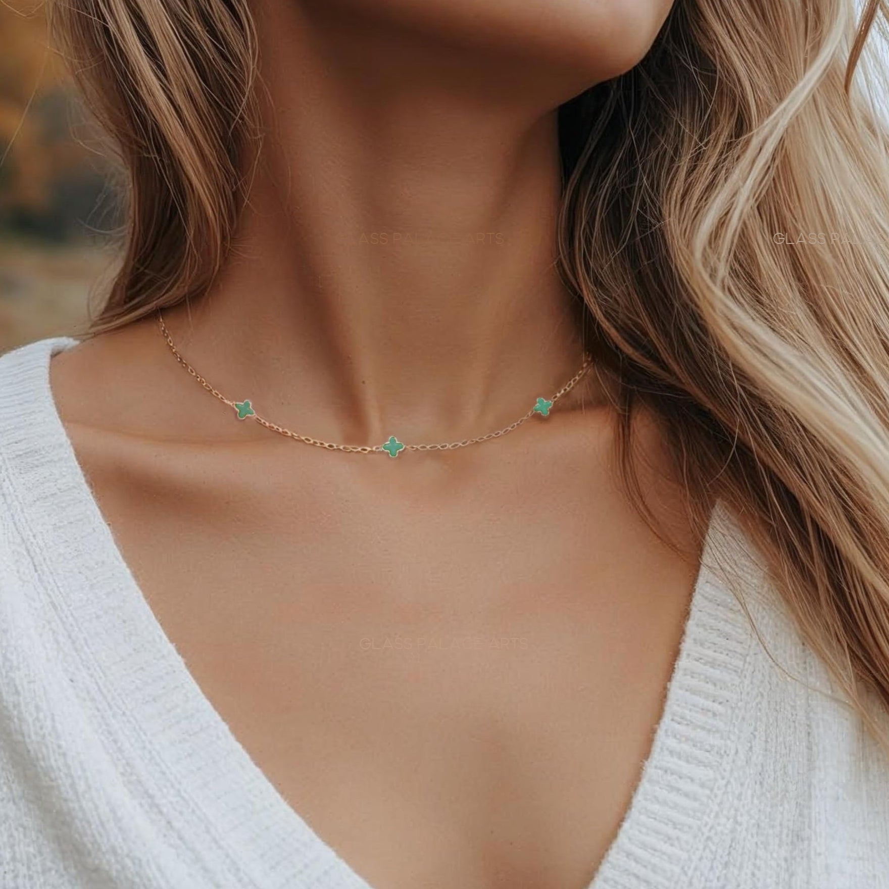 Green and Gold Dainty Clover Choker Necklace - Dotted Minimalist Layering Chain Necklace