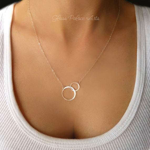 Interlocking Circle Infinity Necklace For Mom With Message Card