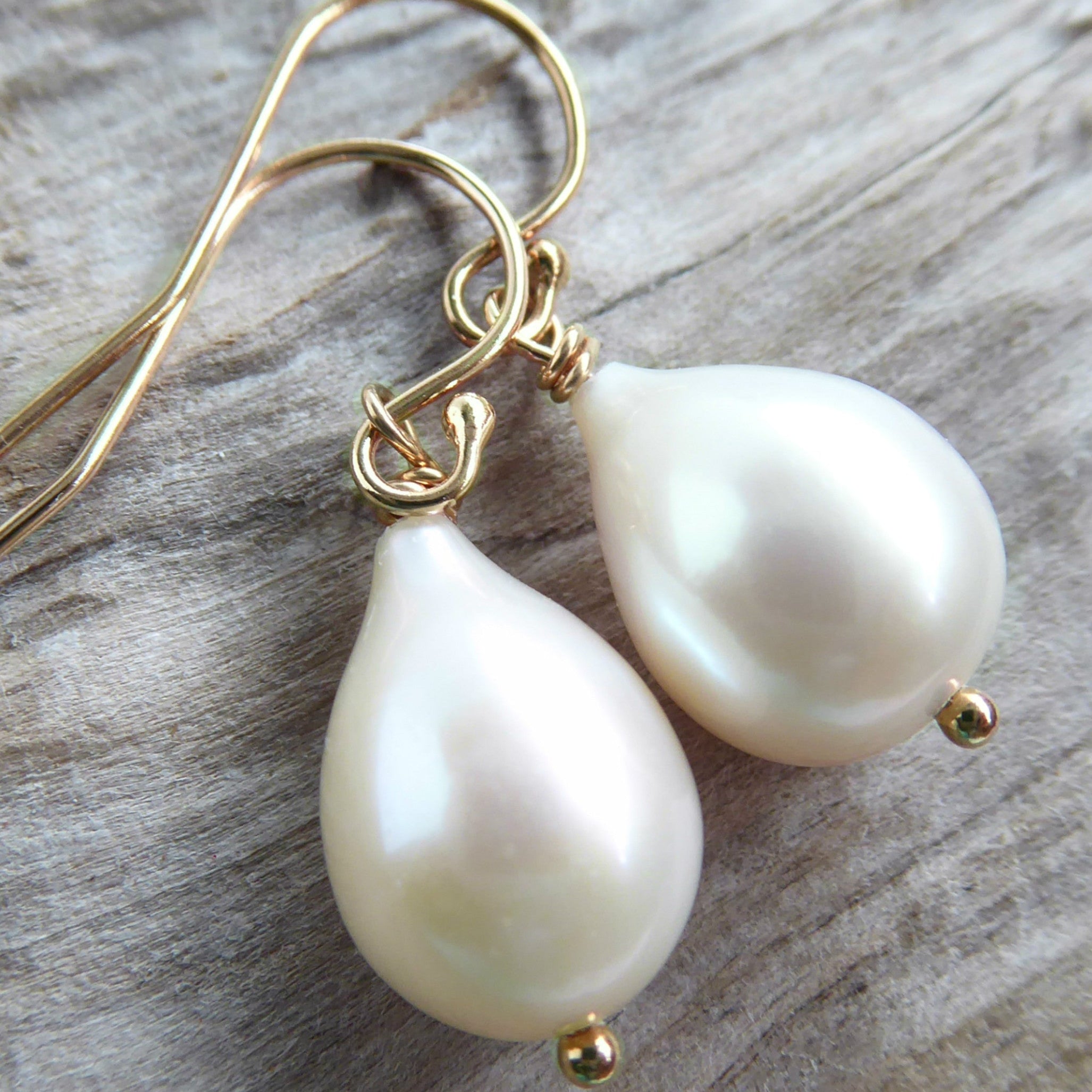 Genuine Freshwater Pearl Teardrop Earrings Gold