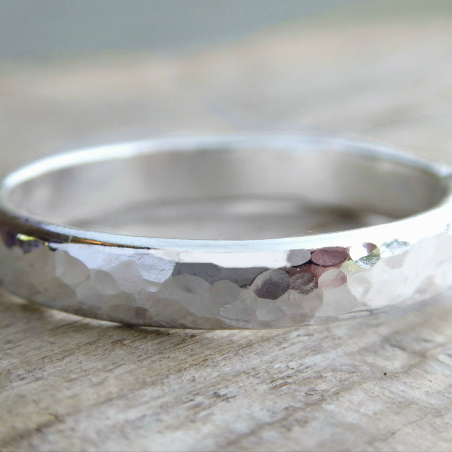 Men's Sterling Silver Hammered Wedding Band Ring