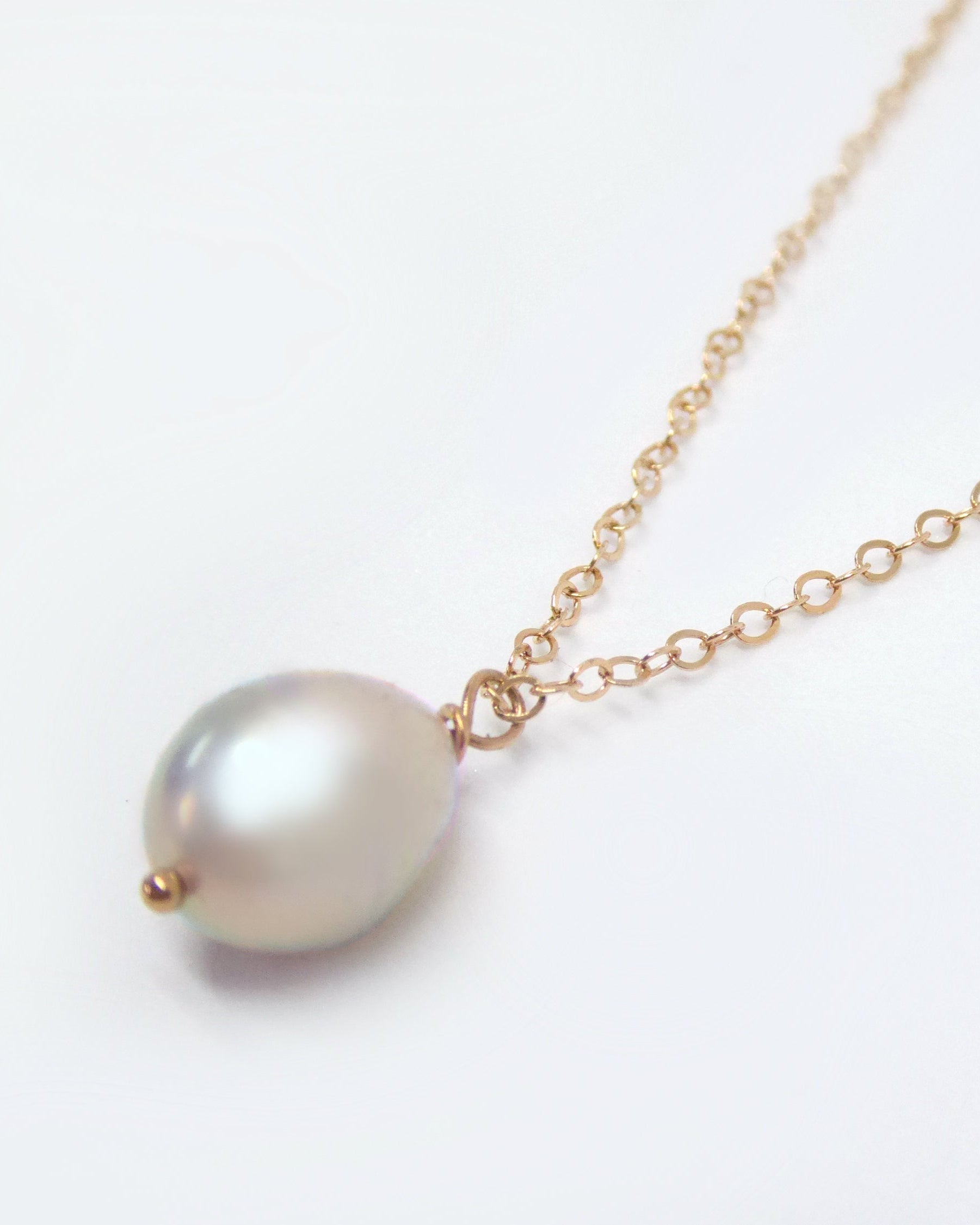 Freshwater Pearl Teardrop Necklace Gold