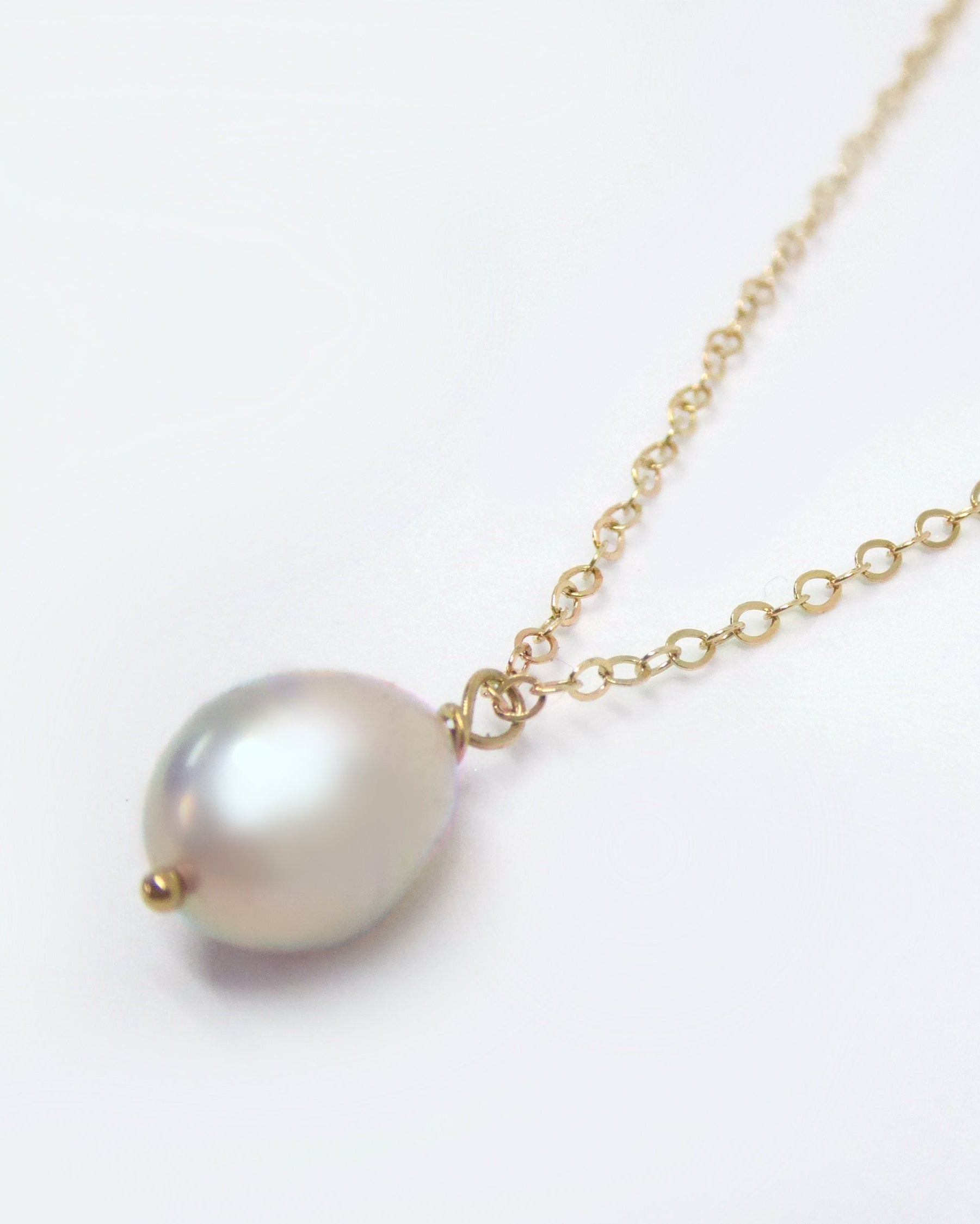 Freshwater Pearl Teardrop Necklace Gold