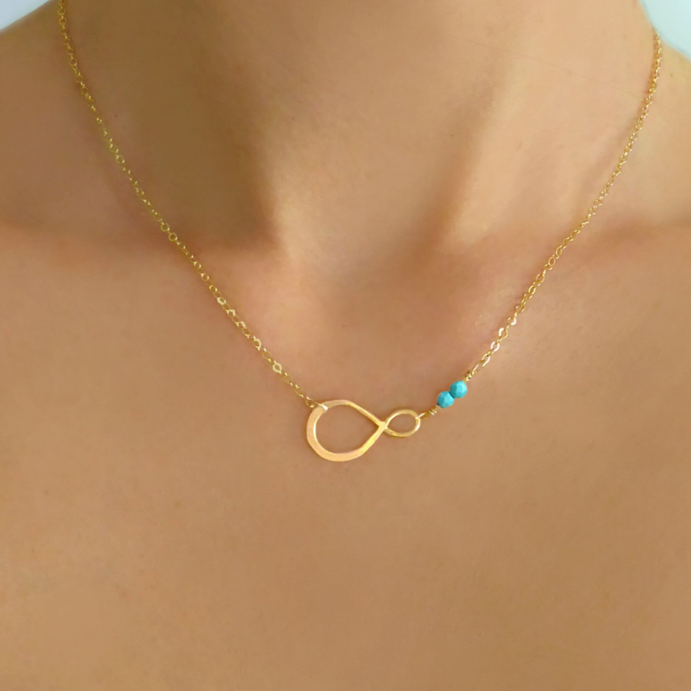 Beaded Turquoise Pendant Necklace For Women - Gold