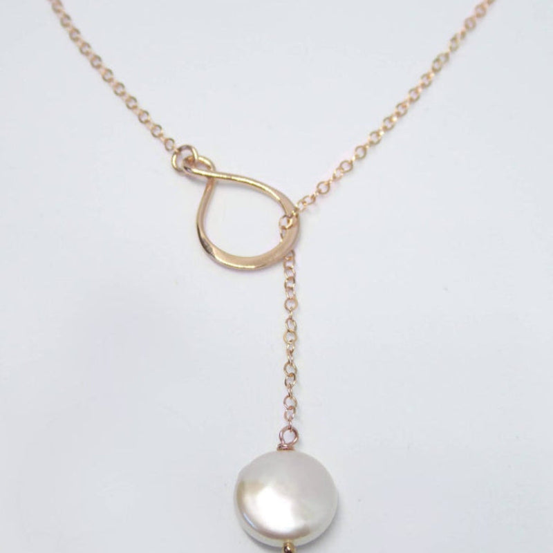 Infinity Pearl Lariat Necklace in Rose Gold