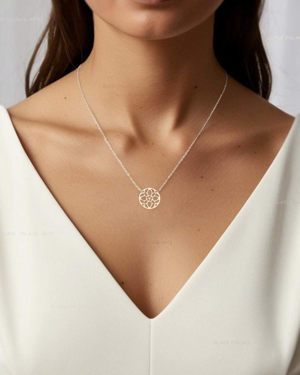 STERLING SILVER MEDALLION NECKLACE