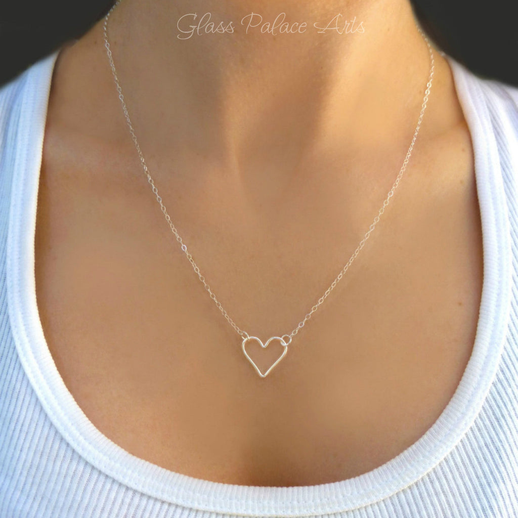 Tiny sideways hotsell heart necklace