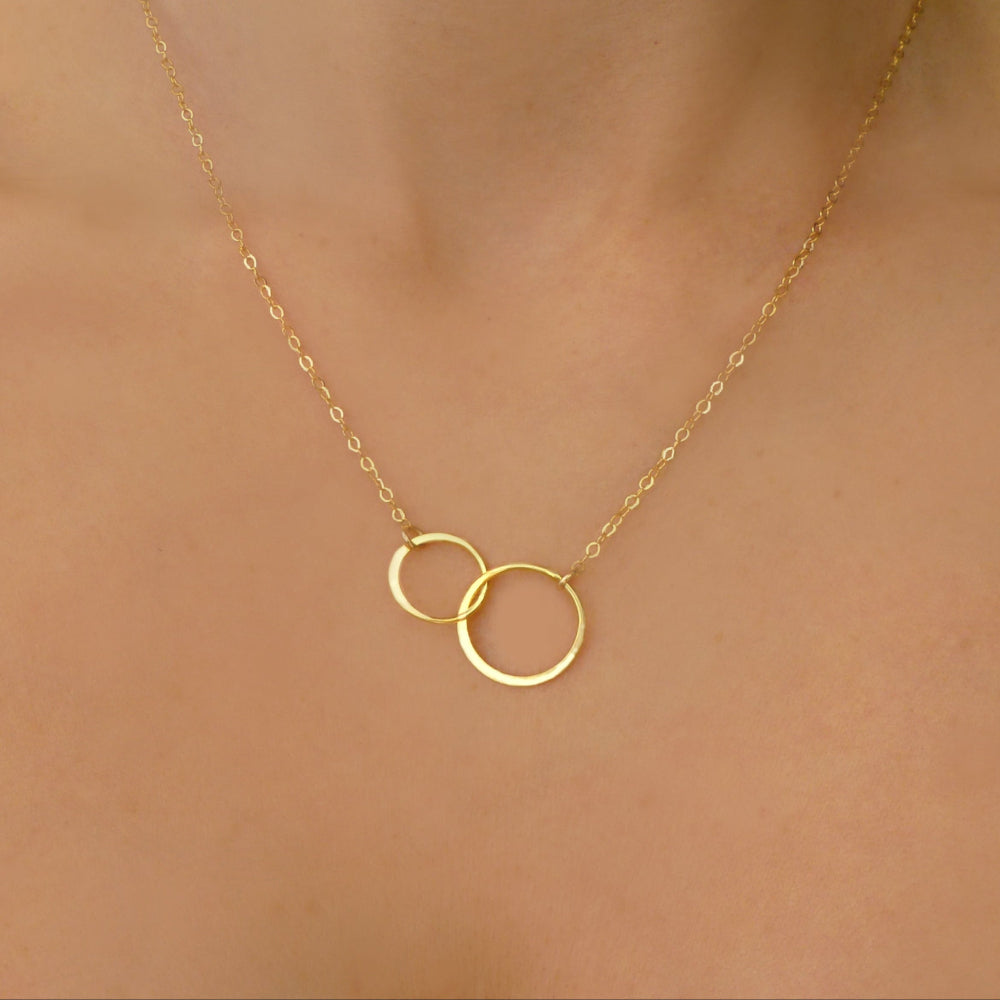Infinity Circle Necklace For Sisters On Message Card