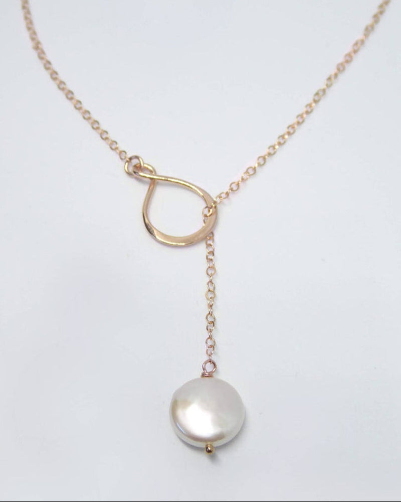 Infinity Pearl Lariat Necklace in Rose Gold