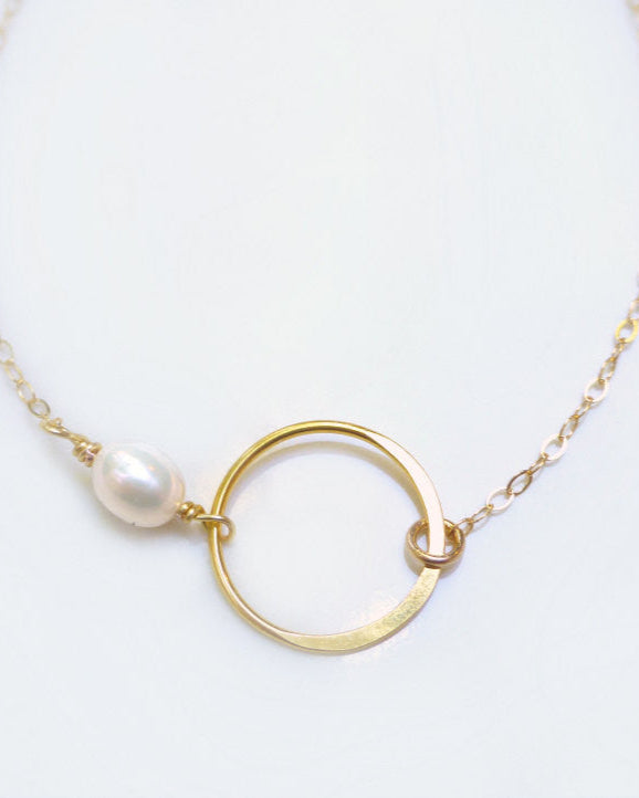Infinity Circle Bracelet With Freshwater Pearl